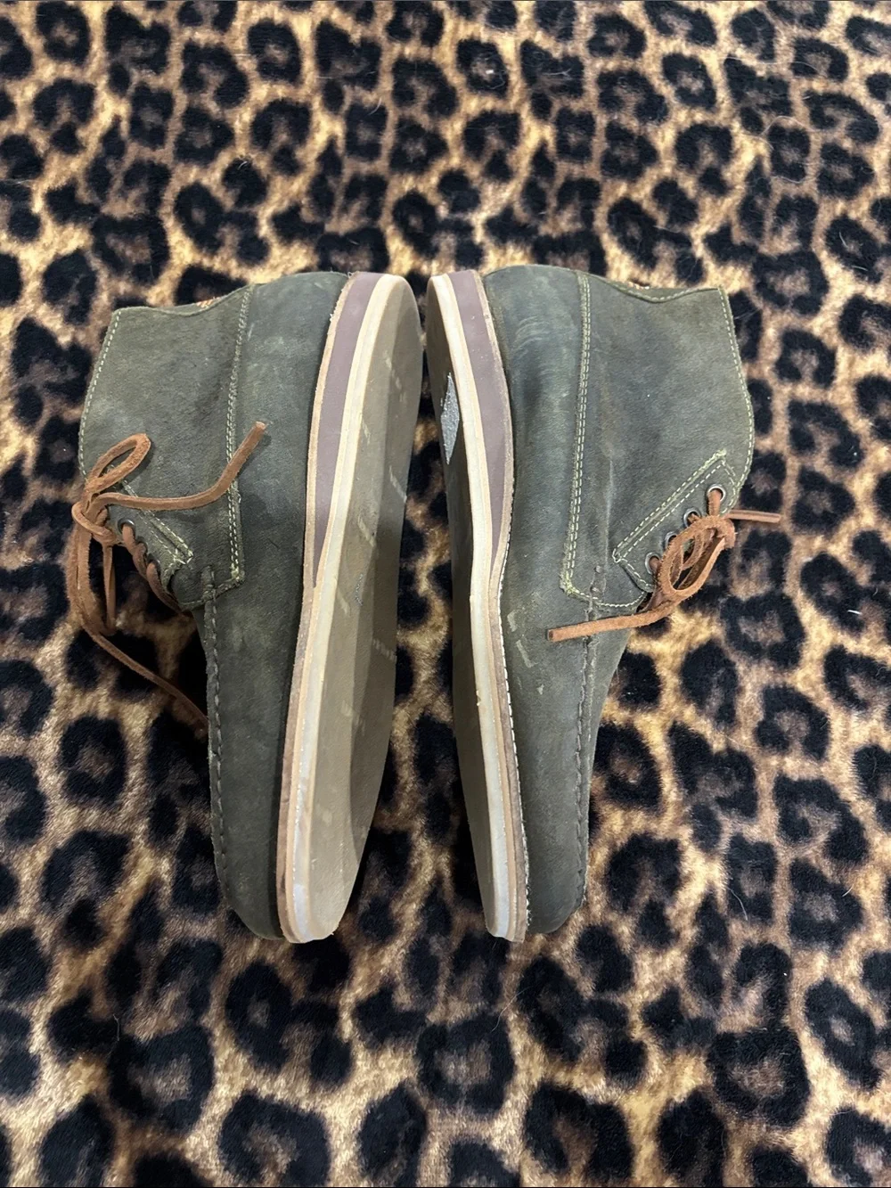 Men's Olive Suede Lace-Up Chukka Boots by Harimari size 11